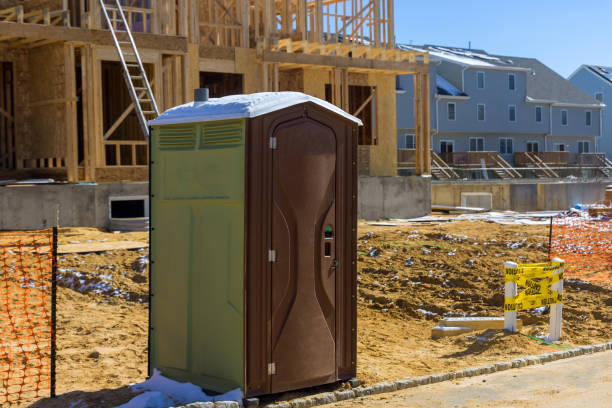 Best Standard Portable Toilet Rental in Oatfield, OR